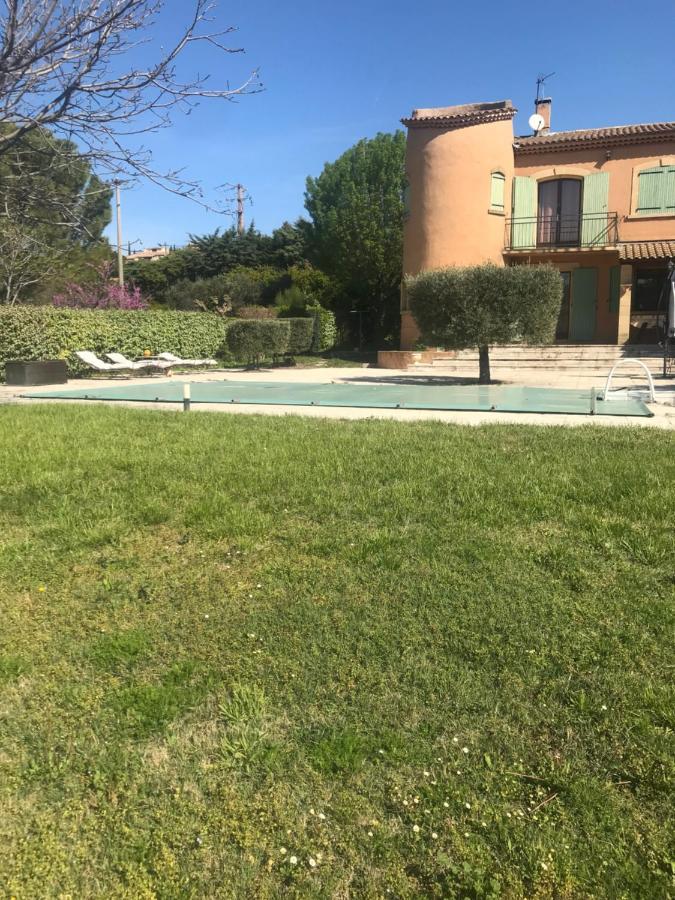 Studio 30 M² Villa Lançon-Provence Exterior foto
